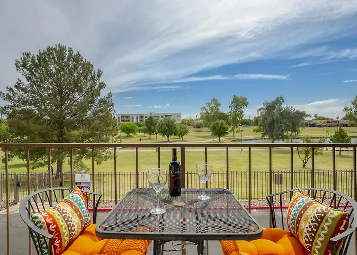 232 Fully Furnished 1br Suite-prime Location Apartment Scottsdale